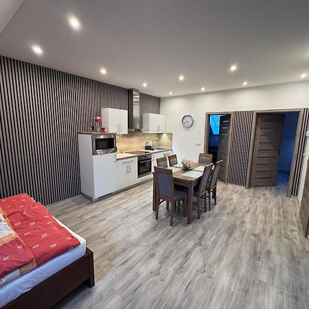 Apartman Liso โบโบรเวซ ภายนอก รูปภาพ